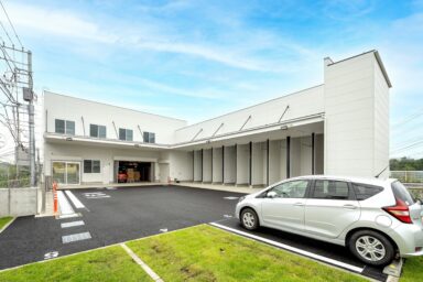 木造倉庫の画像